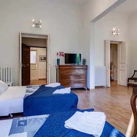 Apartment Otium Maecenatis Rome
